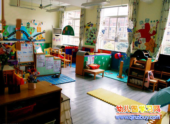 幼儿园教室环境布置:小班2